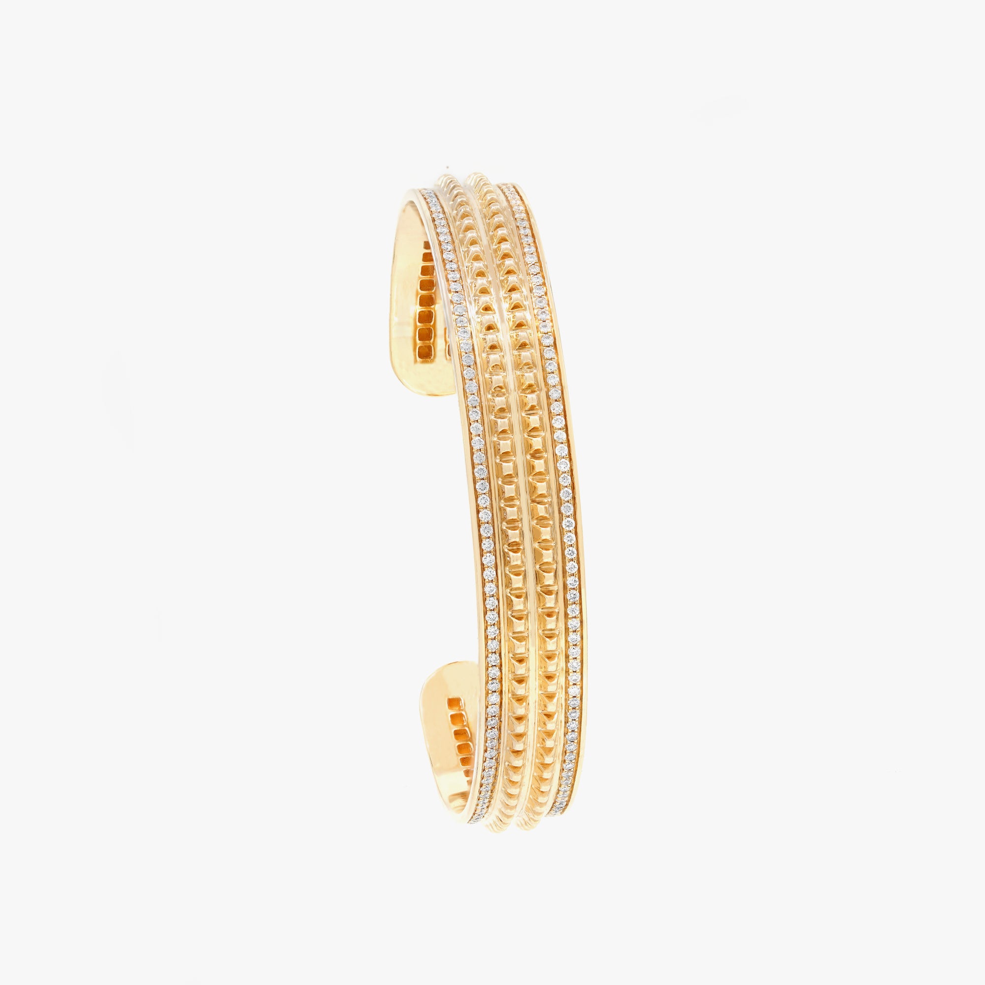 18k Hab El Hayl Evolution Bangle in Yellow Gold with Diamonds